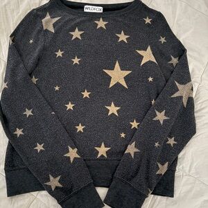 Wildfox Dark gray sweatshirt with Gold Stars women’s size Small